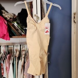 Maidenform Beige Shapewear Bodysuit